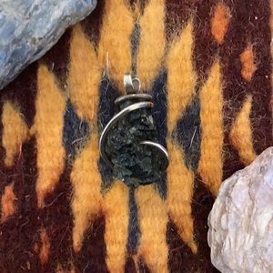 COPY - Genuine, Hand-crafted, Raw Moldavite Penda…